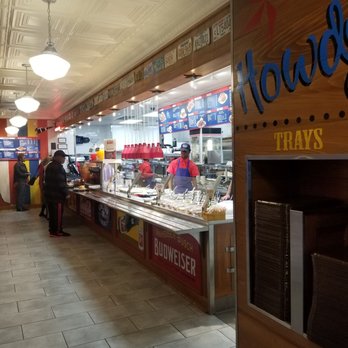 Pappas Bar-B-Q - Heading to registers and to pick out food - Barbeque Near Me - Duncanville, Texas Pappas Bar-B-Q - Heading to registers and to pick out food - Barbeque Near Me - Duncanville, Texas
