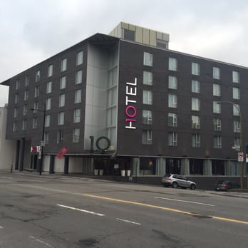 Hotel 10 - Hotels Near Me - Montreal, Quebec Hotel 10 - Hotels Near Me - Montreal, Quebec
