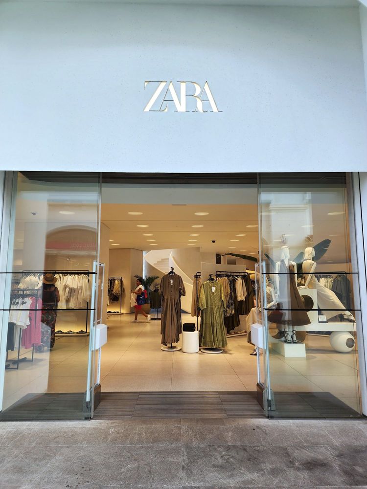 ZARA Updated September 2024 Blvd. Kukulcan 7, Cancún, Quintana Roo, Mexico Children's