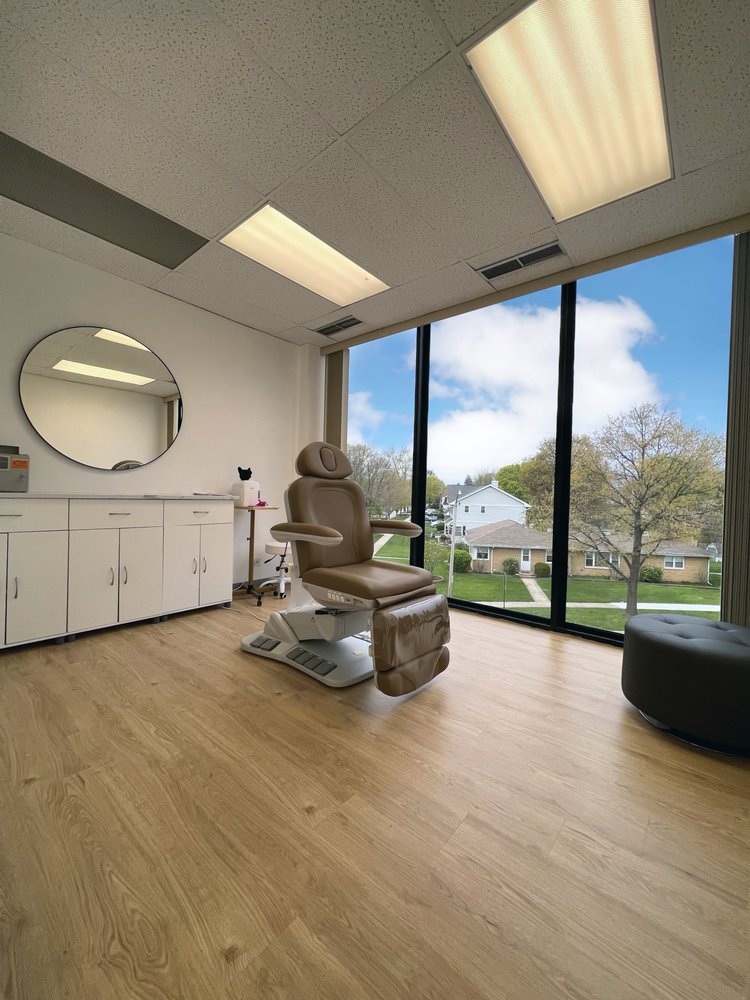 AEVUM AESTHETHICS Updated April 2024 800 E Northwest Hwy, Mount