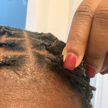 $ 100 Braids - Up close of the mismatch of thickness - Hair Salons Near Me - Dallas, Texas