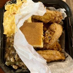 Soul Food Bistro - Drummettes, mac'n'cheese, black-eye peas, cornbread.