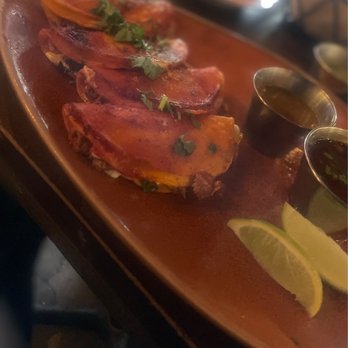 Vidorra - Street tacos - Mexican Near Me - Dallas, Texas