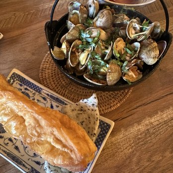 The Paper Bridge - Clams - Vietnamese Near Me - Portland, Oregon The Paper Bridge - Clams - Vietnamese Near Me - Portland, Oregon