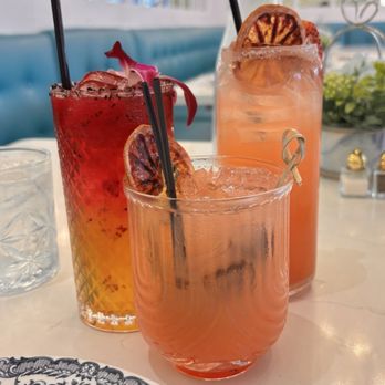The Bloom Lounge - Custom drink(small glass) , mocktail (recommended by Abigail!!!) pink lemonade - Breakfast & Brunch Near Me - Plano, Texas