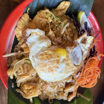 White Crane Retro Thai & Sushi - Pad Thai Chicken With Egg - Thai Near Me - Naperville, Illinois White Crane Retro Thai & Sushi - Pad Thai Chicken With Egg - Thai Near Me - Naperville, Illinois