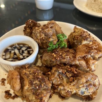 Fiesta Philippines - Garlic chicken - Filipino Near Me - Rancho Cordova, California
