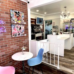 Schatzi’s Bakery & Cafe - Schatzi's Bakery Seating Area & Store