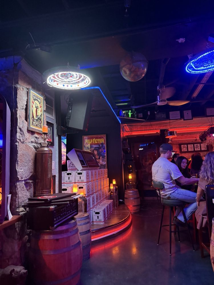 Underground Lounge Logo