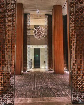 Four Seasons Hotel Toronto by null