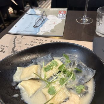 Chipe Libre - República Independiente del Pisco - Salmon ravioli - Bars Near Me - Santiago, RM Chipe Libre - República Independiente del Pisco - Salmon ravioli - Bars Near Me - Santiago, RM