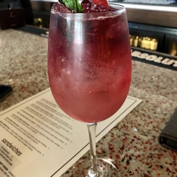 HAVEN Riverfront Restaurant & Bar - New American Near Me - Edgewater, New Jersey