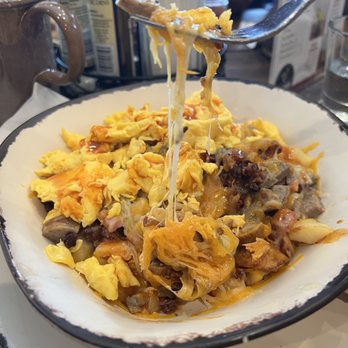 Egg Harbor Cafe - Matt's meaty Skillet - Breakfast & Brunch Near Me - Schaumburg, Illinois