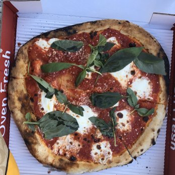 Stina - Margarita pizza - Pizza Near Me - Philadelphia, Pennsylvania