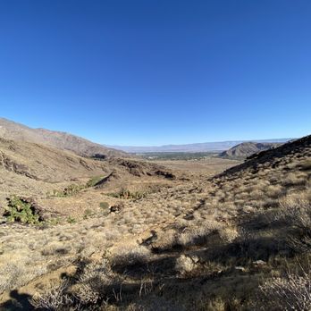 Smoke Tree Stables - Horseback Riding Near Me - Palm Springs, California