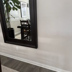 Crist Painting - Newly Painted wall and trim