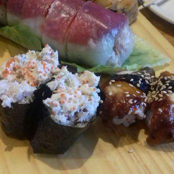 Sushi Hamachi - Sushis anguille grillée et sushis au crabe - Japanese Near Me - Boucherville, Quebec Sushi Hamachi - Sushis anguille grillée et sushis au crabe - Japanese Near Me - Boucherville, Quebec
