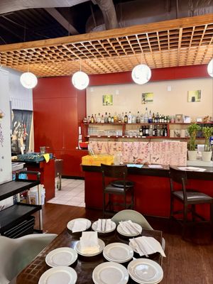 Khao Hom Thai & Sushi by null