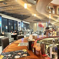 Hot N Cajun - Bar area