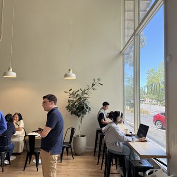 Covour Coffee - Interior - Coffee & Tea Near Me - Palo Alto, California
