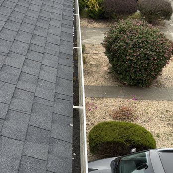 Shine Squad Exterior Cleaning - Gutter before - Window Washing Near Me - Daly City, California