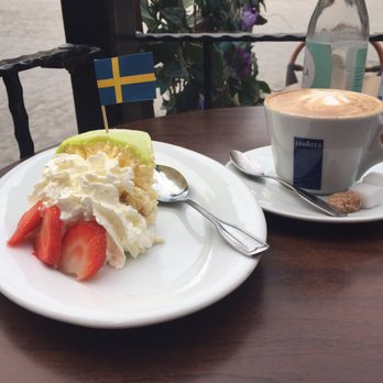 Café Misteln - Restaurants Near Me - Stockholm, Alberta