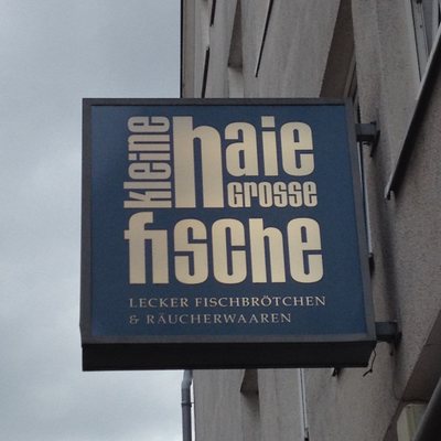 Kleine Haie Große Fische by null