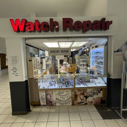 Bang Watch Repair - Store