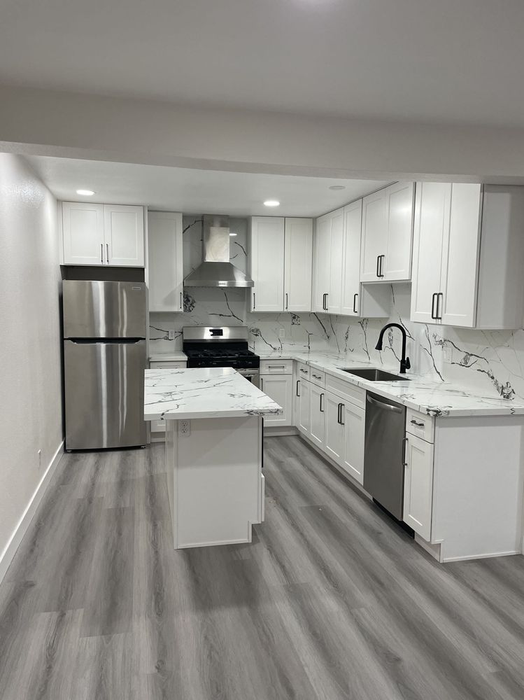 Golden State Cabinets Closets & Countertops - countertop fabricator in Chandler, AZ