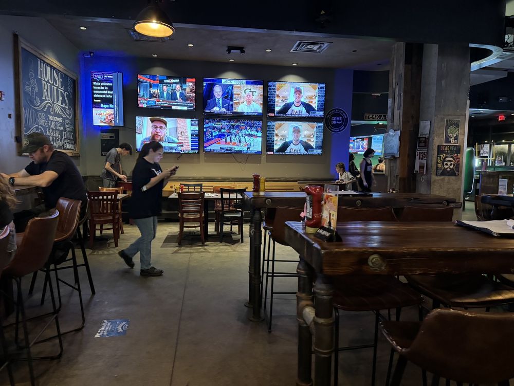 Teak Neighborhood Grill