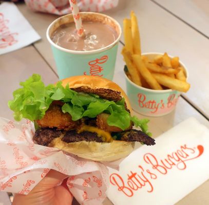 Betty's Burgers by null