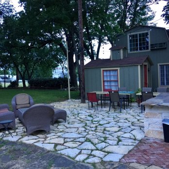 Iron Horse Inn - A view of the backyard - Bed & Breakfast Near Me - Granbury, Texas Iron Horse Inn - A view of the backyard - Bed & Breakfast Near Me - Granbury, Texas