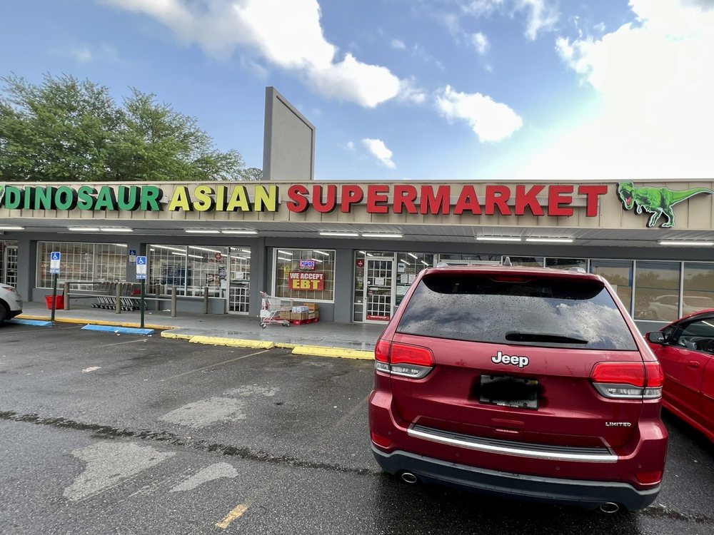 DINOSAUR ASIAN SUPERMARKET Updated March 2025 2932 University Blvd W, Jacksonville, Florida