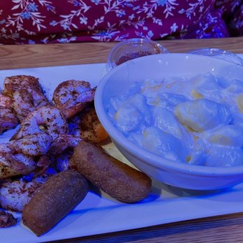 Toucans Ale House - Deb loved the shrimp but the Mac n cheese was missing flavor. - Bars Near Me - Brunswick, Georgia Toucans Ale House - Deb loved the shrimp but the Mac n cheese was missing flavor. - Bars Near Me - Brunswick, Georgia