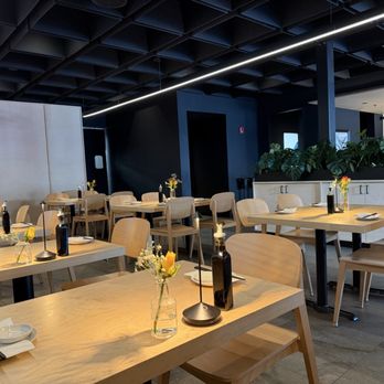 Kuro Sushi - Modern vibe. There is a spacious bar too! - Asian Fusion Near Me - Lakewood Ranch, Florida Kuro Sushi - Modern vibe. There is a spacious bar too! - Asian Fusion Near Me - Lakewood Ranch, Florida