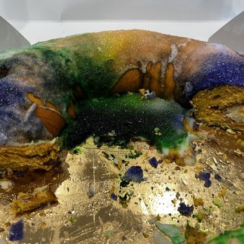 Three Brothers Bakery - DRY, DRY King Cake, it wasn't good! - Bakeries Near Me - Houston, Texas Three Brothers Bakery - DRY, DRY King Cake, it wasn't good! - Bakeries Near Me - Houston, Texas