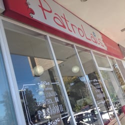 Patrolais - Fachada tienda Estoril
