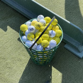 Scholl Canyon Golf Course - Super excited for the range to get new range balls. Large bucket of all new balls. Their old stuff was getting bad! 9/19/2021. - Golf Near Me - Glendale, California