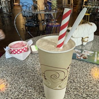 Kellerhaus - Coffee grape and raspberry sorbet - Candy Stores Near Me - Laconia, New Hampshire