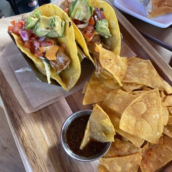 Finney's Crafthouse - Burbank - Mahi Mahi Tacos - New American Near Me - Burbank, California