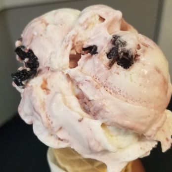 Super Scoops - Cherry vanilla..... one scoop - Ice Cream & Frozen Yogurt Near Me - Parsippany, New Jersey Super Scoops - Cherry vanilla..... one scoop - Ice Cream & Frozen Yogurt Near Me - Parsippany, New Jersey
