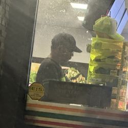 7-Eleven - Clerk