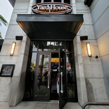 Yard House - Outside - Front Entrance - New American Near Me - Orlando, Florida