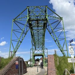 Schwebefähre