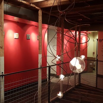 Nando's Peri-Peri - Very cold second floor (temperature) - Portuguese Near Me - Washington, DC, District of Columbia