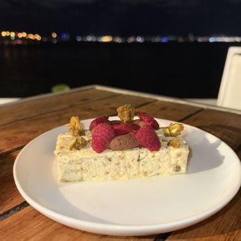 Amara at Paraiso - Pistachio Cake Bar - Latin American Near Me - Miami, Florida