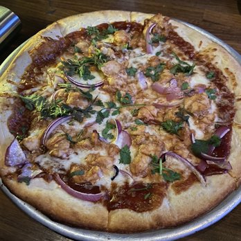 Yard House - BBQ Chicken Pizza - New American Near Me - Costa Mesa, California