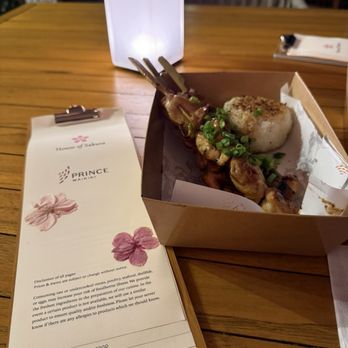 House of Sakura - Yakitori skewers and onigiri rice ball grilled. - Japanese Near Me - Honolulu, Hawaii