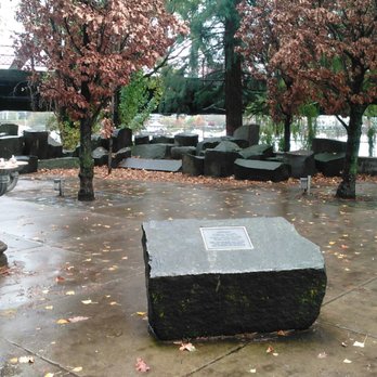 Vera Katz - Park dedicated to Vera Katz. - Landmarks & Historical Buildings Near Me - Portland, Oregon Vera Katz - Park dedicated to Vera Katz. - Landmarks & Historical Buildings Near Me - Portland, Oregon