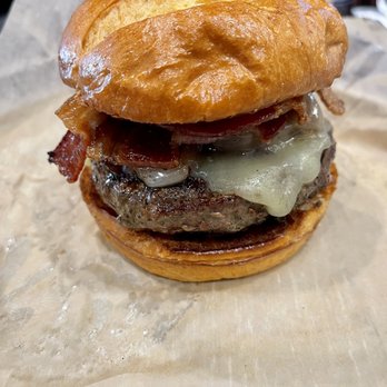 Burger Bar Chicago - THE Bacon Cheeseburger - Burgers Near Me - Chicago, Illinois Burger Bar Chicago - THE Bacon Cheeseburger - Burgers Near Me - Chicago, Illinois